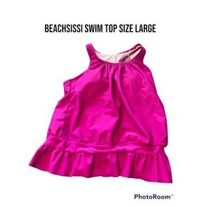 Beachsissi swim top  